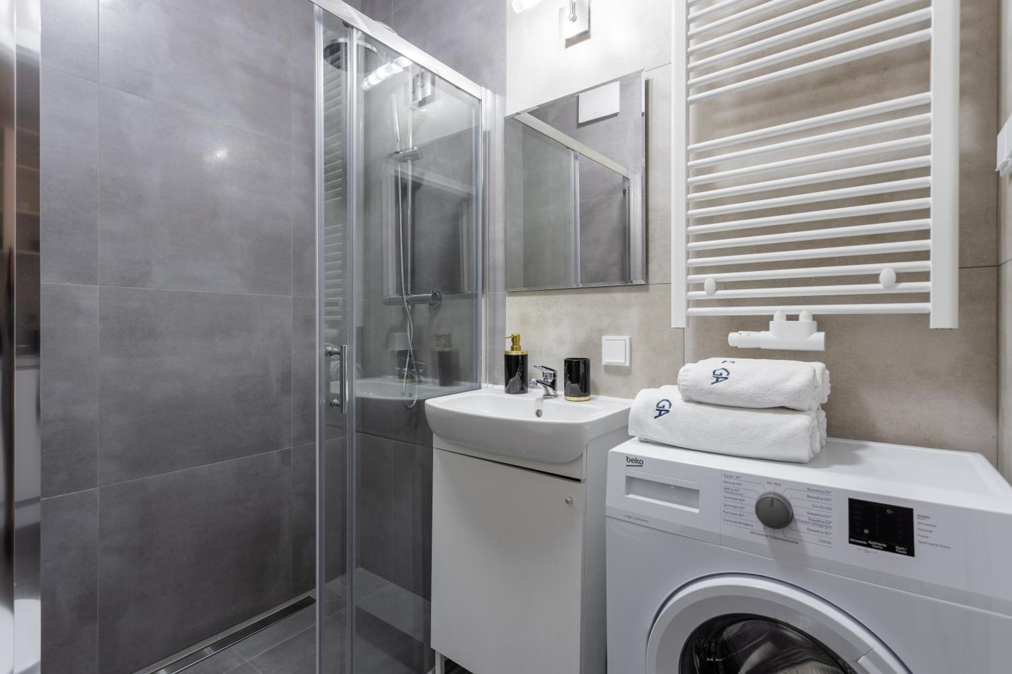 Golden Apartments Warsaw - Bright And Modern Apartments -Premium Building In Top Location- Solidarnosci المظهر الخارجي الصورة