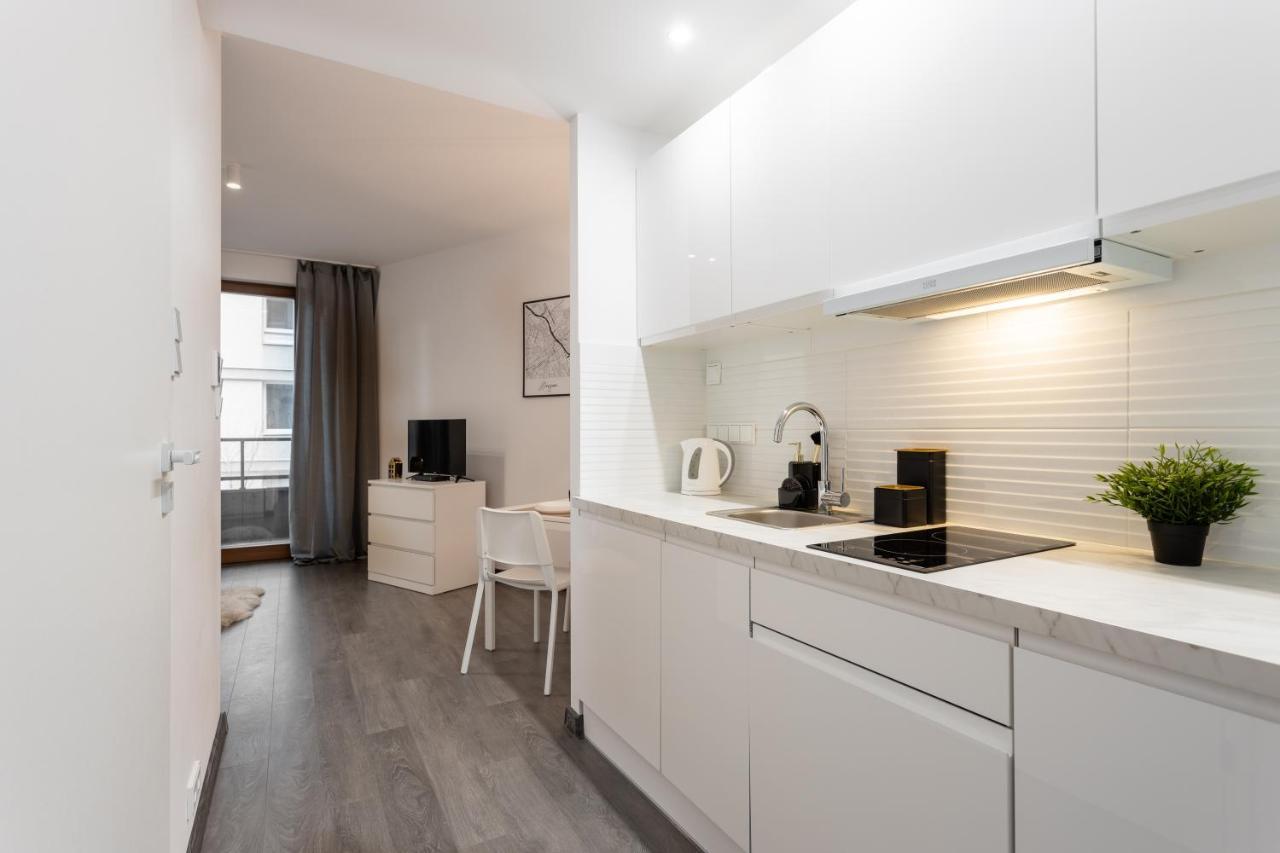 Golden Apartments Warsaw - Bright And Modern Apartments -Premium Building In Top Location- Solidarnosci المظهر الخارجي الصورة